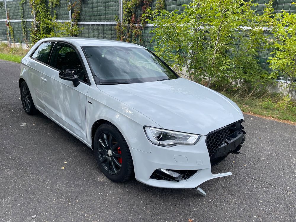 Audi A3 3-drzwiowe 1.8 TFSI Attraction