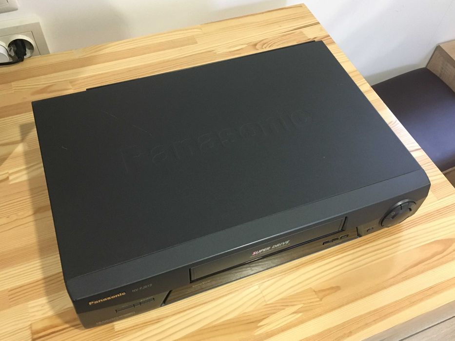 Panasonic NV-FJ612 ( HI-Fi stereo відеомагнітофон )