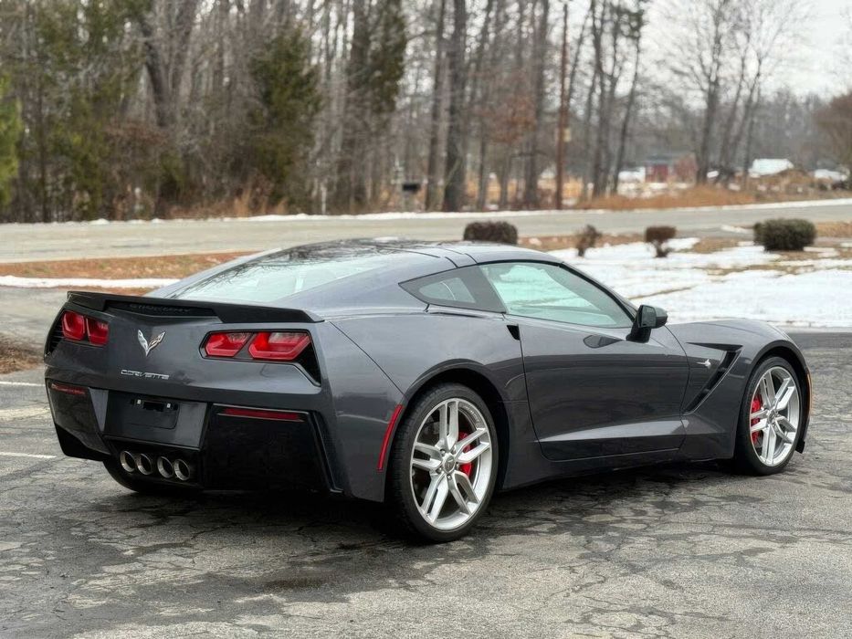 Chevrolet Corvette Stingray Z51      2014