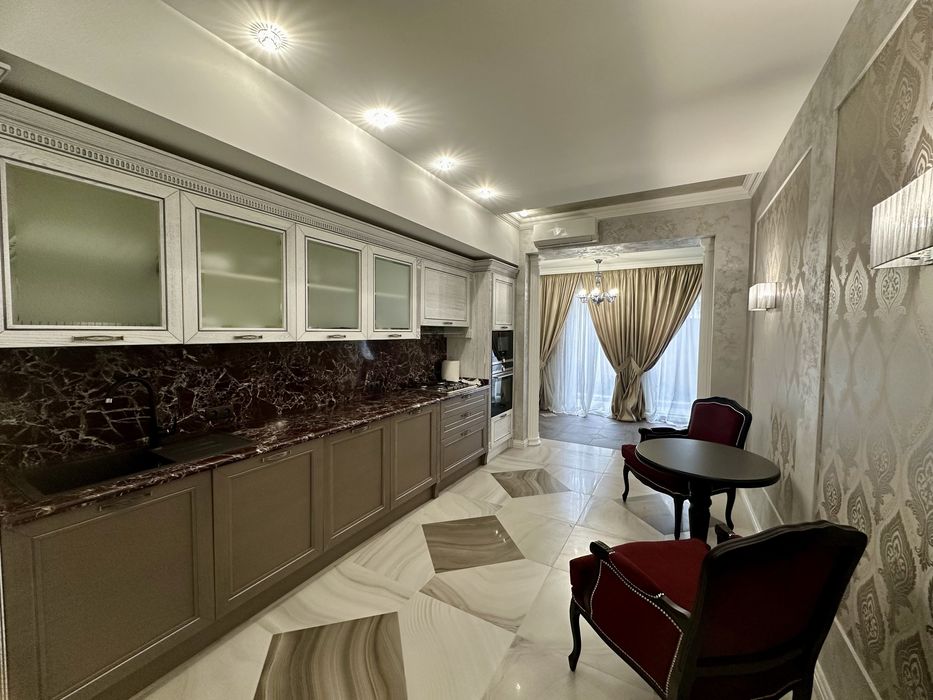 2-комнатная квартира по адресу ул. Бандеры Степана (площадь 80 м²) - Atlanta.ua - фото 2