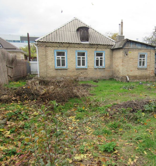 Продається частина будинку в районі 700 річчя біля ЧДТУ