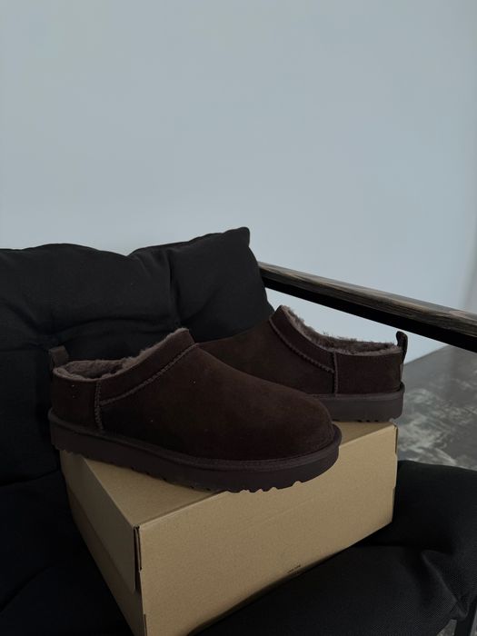 Замшеві капці UGG Classic Micro
