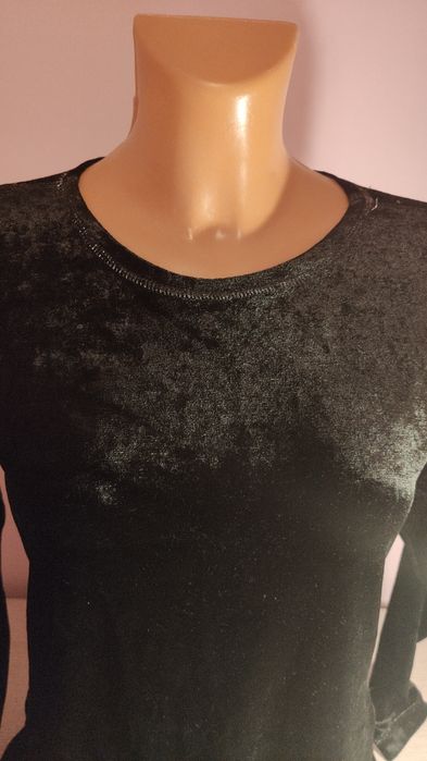 Bluzka damska S czarna welurowa