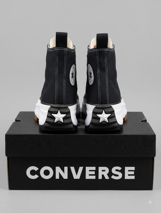 Converse Run Star Hike