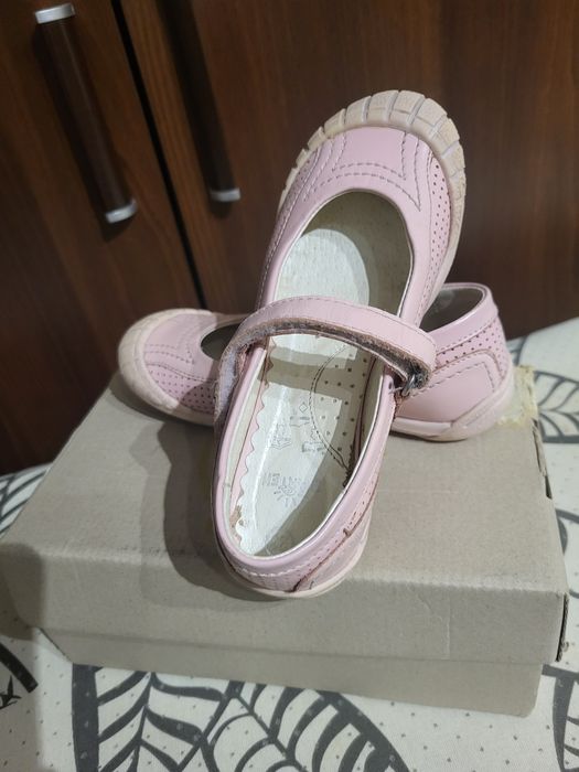 Buty BARTEK rozm. 28