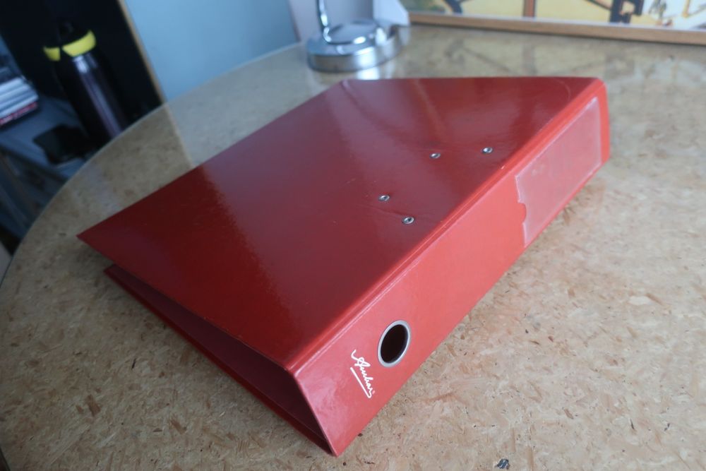 Pasta de arquivo Ambar de lombada larga A4 (25 unidades disponíveis)