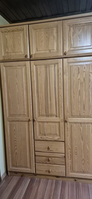 Szafa drewniana z nadstawką