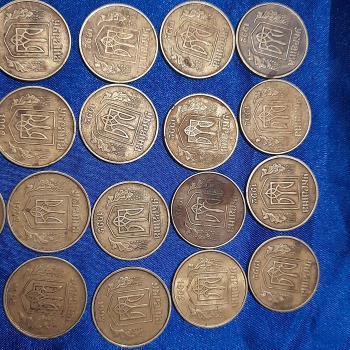 Копейка 92 г Украина 50 монета 94 г одна гривна копійок