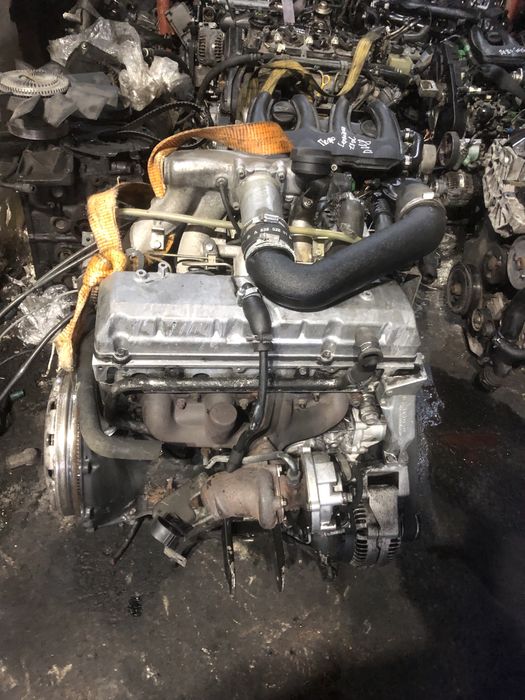 Двигун Mercedes Sprinter 308 Vito 638 2.3 TD 2.3D om601 мерседес спрінтер