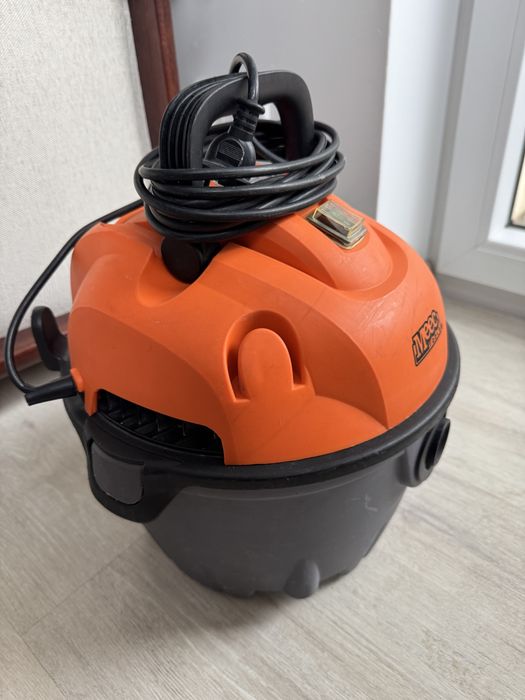 Odkurzacz przemysłowy 10 l 1200 W