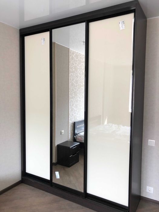 Розсувні системи двері для шафи-купе гардеробів