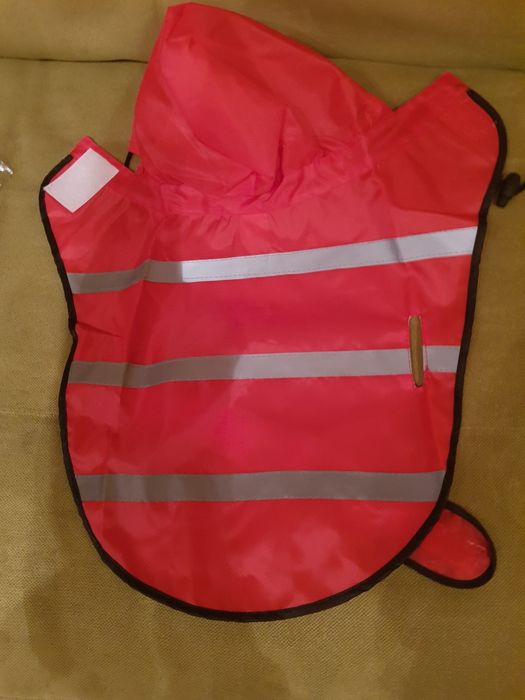 Pelerynka przeciwdeszczowa dla psa