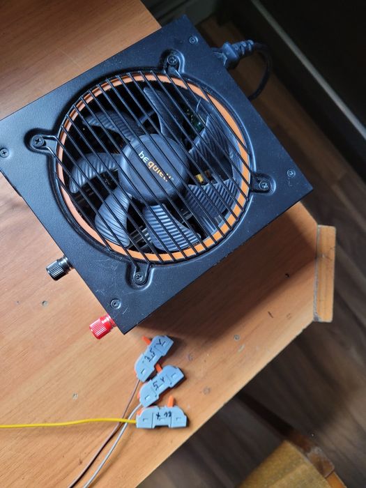 Zasilacz 12 v  5 v i 3,5 v