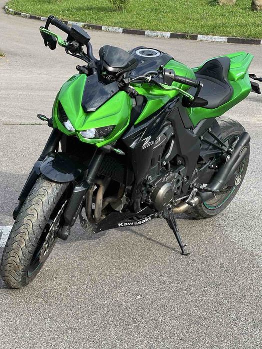 Кавасакі z1000 мотоцикл