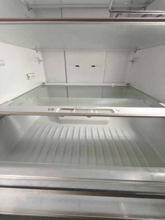 Frigorífico Hotpoint Ariston 18kg