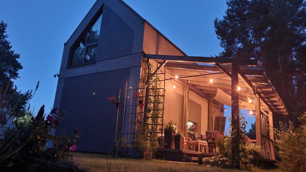 Domek z tarasem przy lesie w Rowach - 600 m do plaży