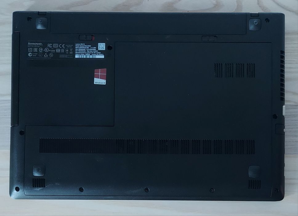 Lenovo Z50-70 / Intel(R) Celeron(R) 2957U / DDR3 - 8Gb / HDD - 500Gb