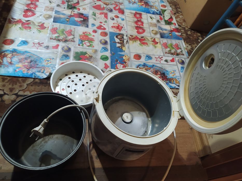 Электро двухкомфорные плитки,Мультиварка.