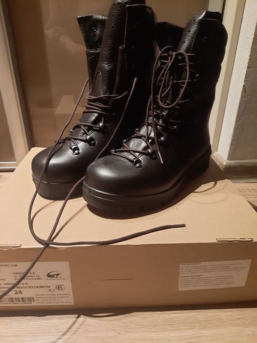 Buty wojskowe zimowe
