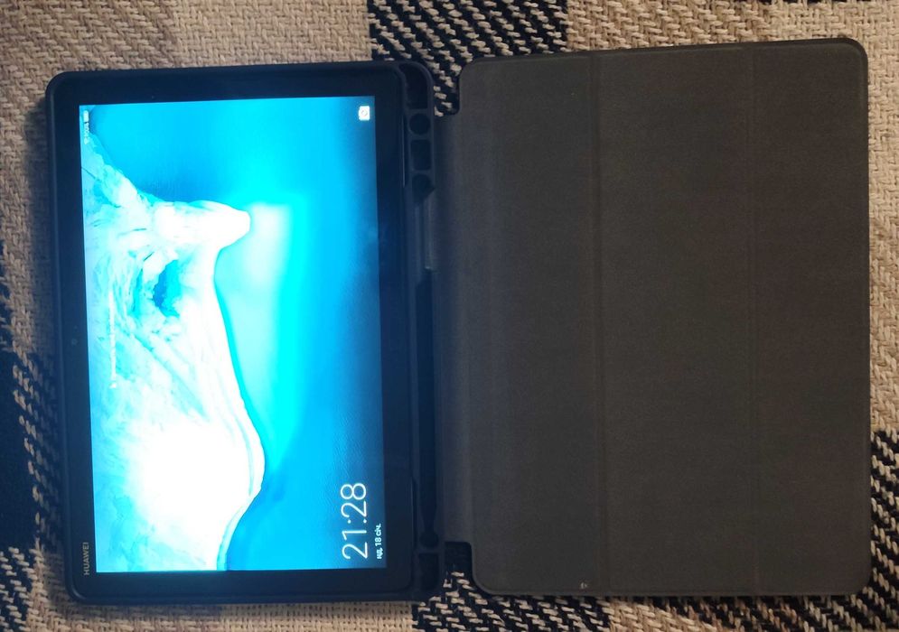 Продам планшет Huawei MediaPad M5 Lite.