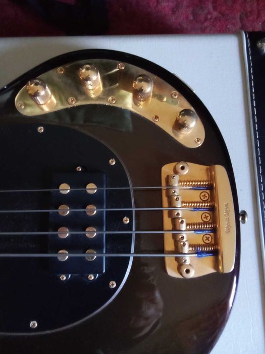 MusicMan Sting Ray 4H se 2008