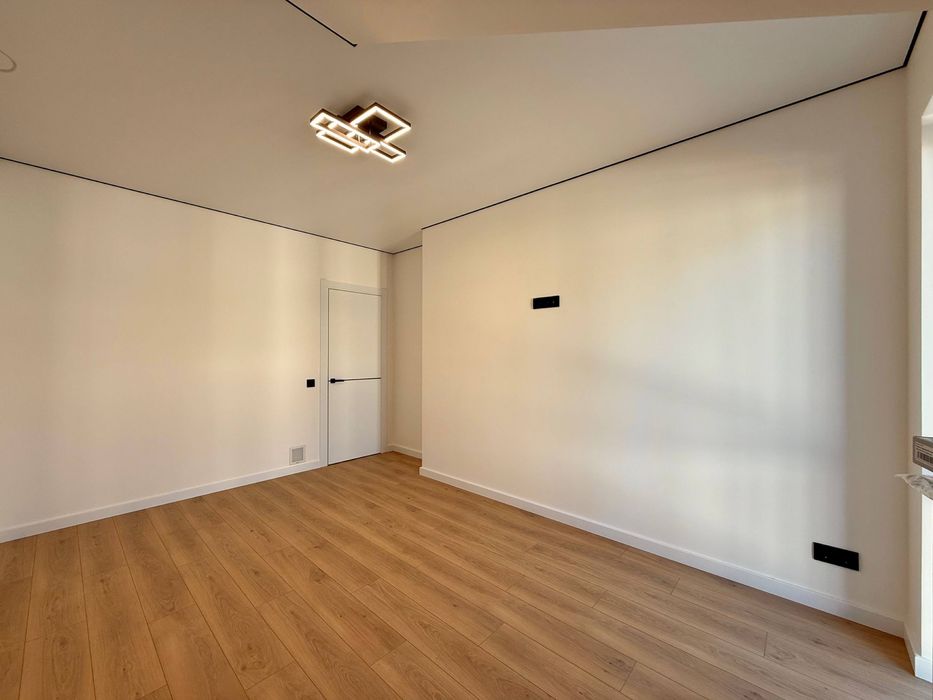 Продаж таунхауса із ремонтом у Крихівцях біля Калинової Слободи