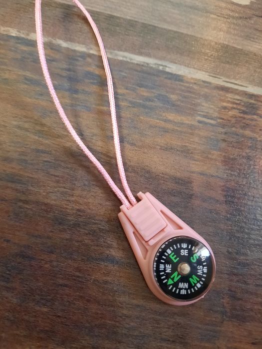 Brelok mini kompas różne kolory