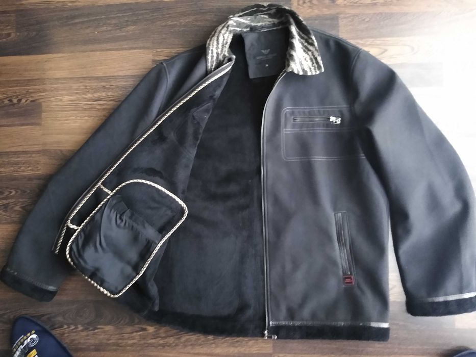 Kurtka Giorgio Armani niebieska nubuk