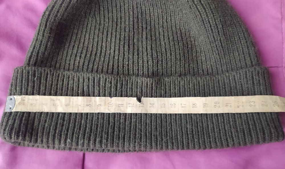 Продам шапку Zara