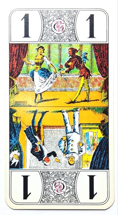 Antigo baralho de cartas Tarot