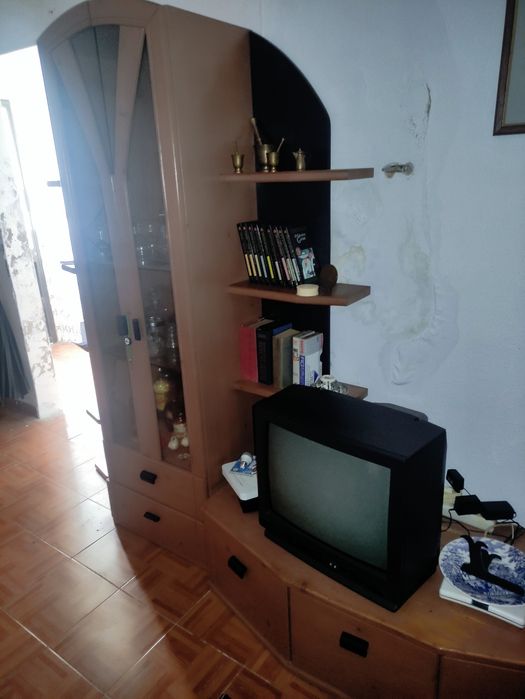 Móveis de sala completa em madeira