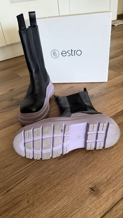 Чоботи/черевики ESTRO
