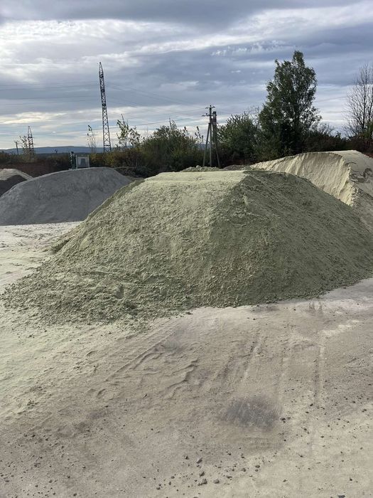 Послуги екскаватора, міні-екскаватора, гідромолот, ямобур, самоскид.