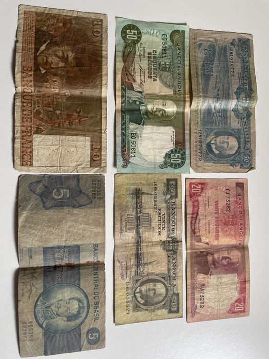 Diversas Notas de varios paises