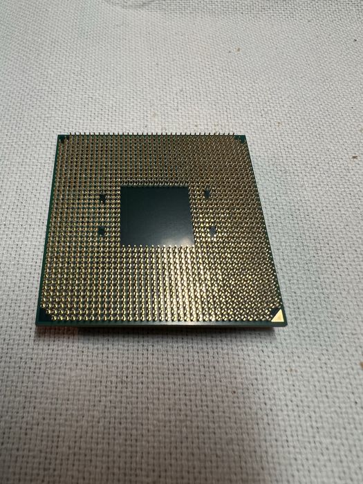 AMD Ryzen 3 1200 AM4 + Cooler Original | Excelente estado