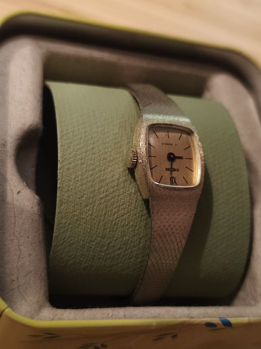 Vintage nakręcany zegarek złoty damski bdb stan