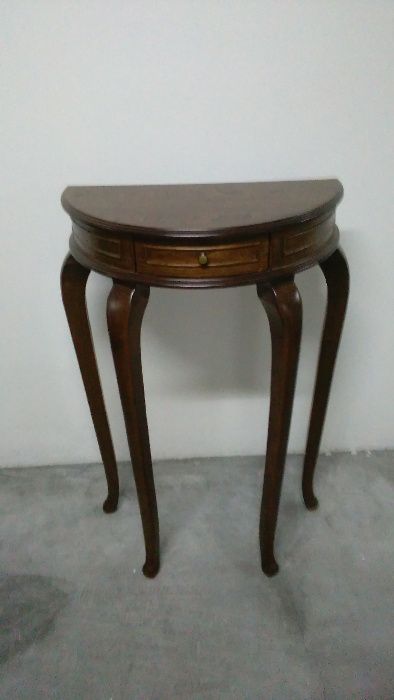 Consolas decorativas