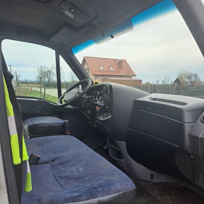 Sprzedam Iveco Daily 35C12 bliźniak, winda