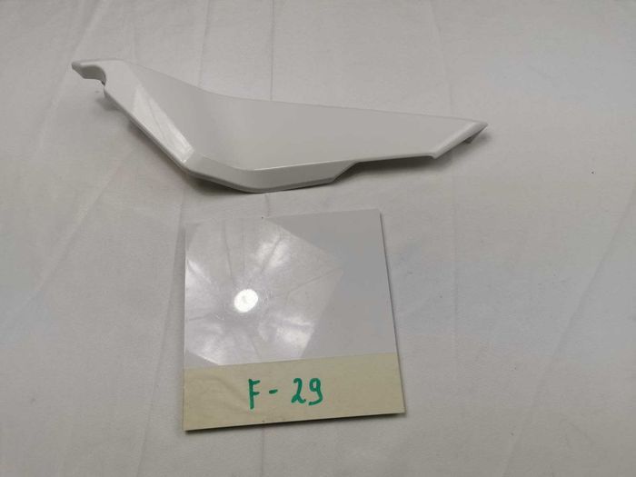 Owiewka boczna lewa plastik osłona KTM 1190 RC8 R NOWA