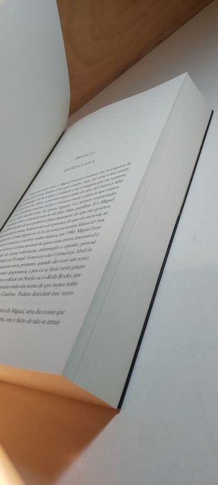 Escrítica Pop - Miguel Esteves Cardoso