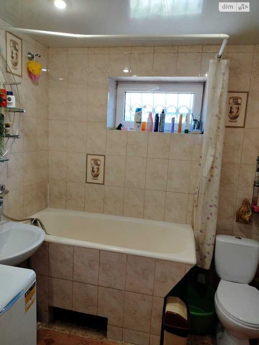 Продається затишний дім на Лівому