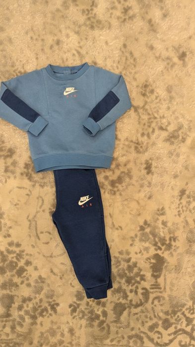Костюм  Nike  для хлопчика 86-92  см