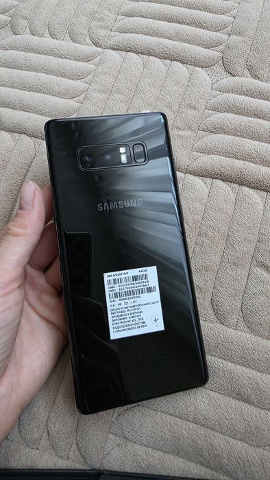 Телефон Samsung Galaxy Note 8
