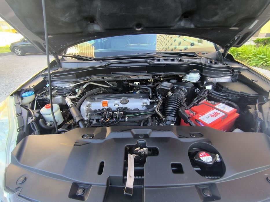 Продам Honda CR-V. 2.4. автомат . Газ-бегзин.
