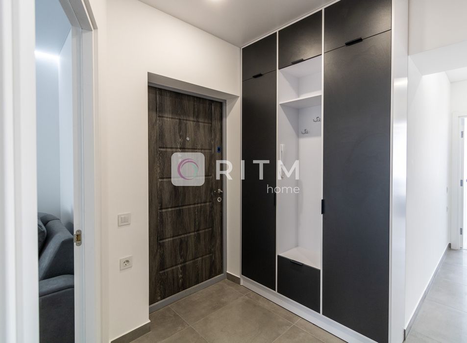 Здається в оренду квартира з меблями і технікою в центрі міста