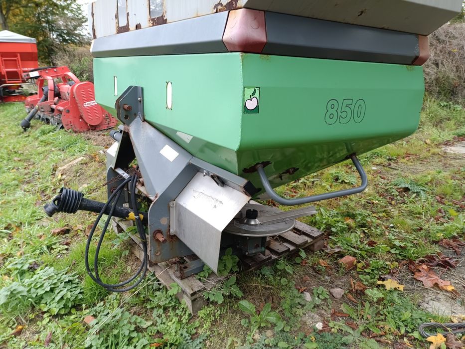 Rozsiewacz nawozów Unia mx 850  mxl 1200