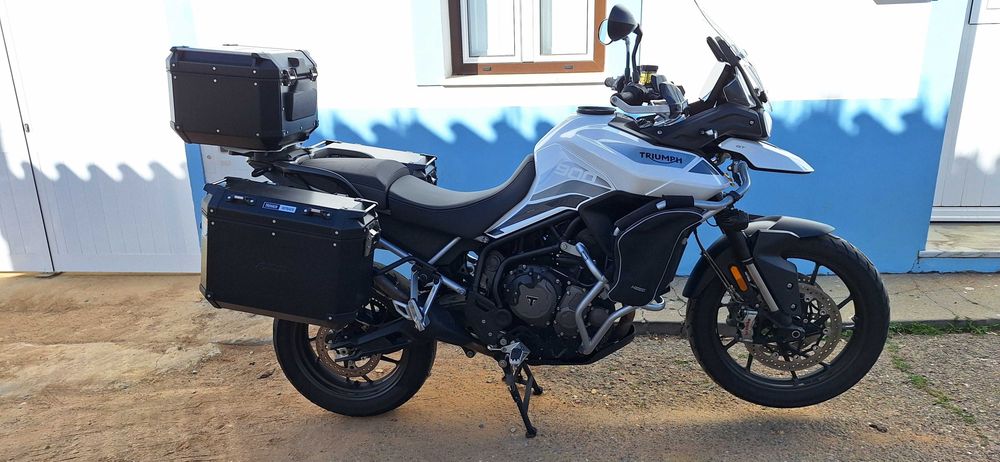Triumph 900 gt (muitos extras)