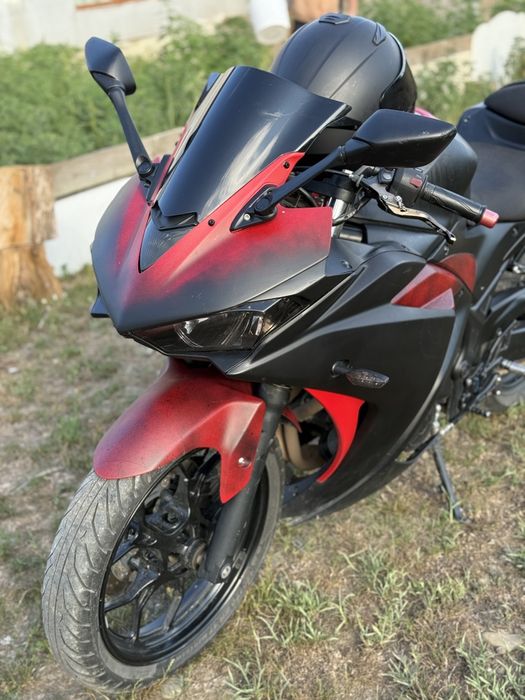 Yamaha YZF-R3 2015