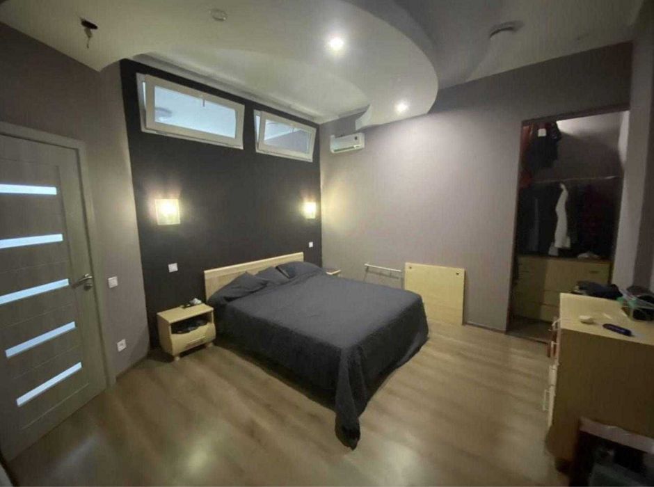 Продаж 3-кімнатну квартиру Центр  Дмитра Яворницького театр опери AK