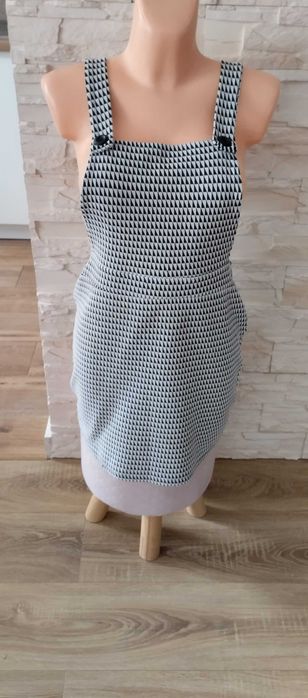 Sukienka ogrodniczka damska w piękny wzór czarno-biała L/40 Next